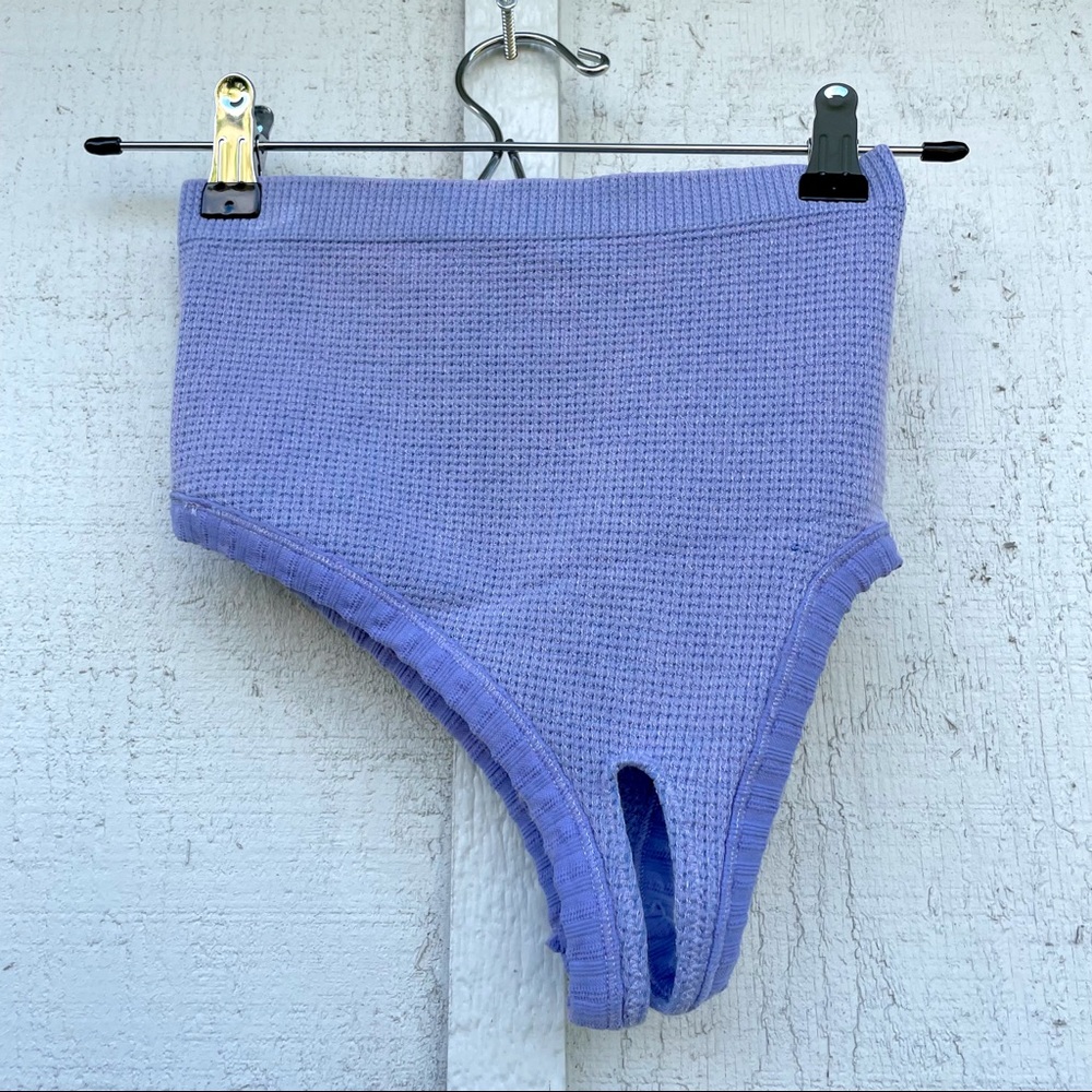 UO out from under honeycomb seamless asymmetrical bra top purple/lilac